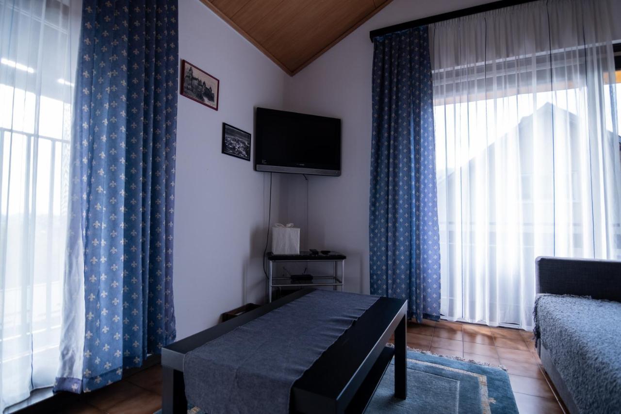 Apartment Biscan Самобор Екстер'єр фото